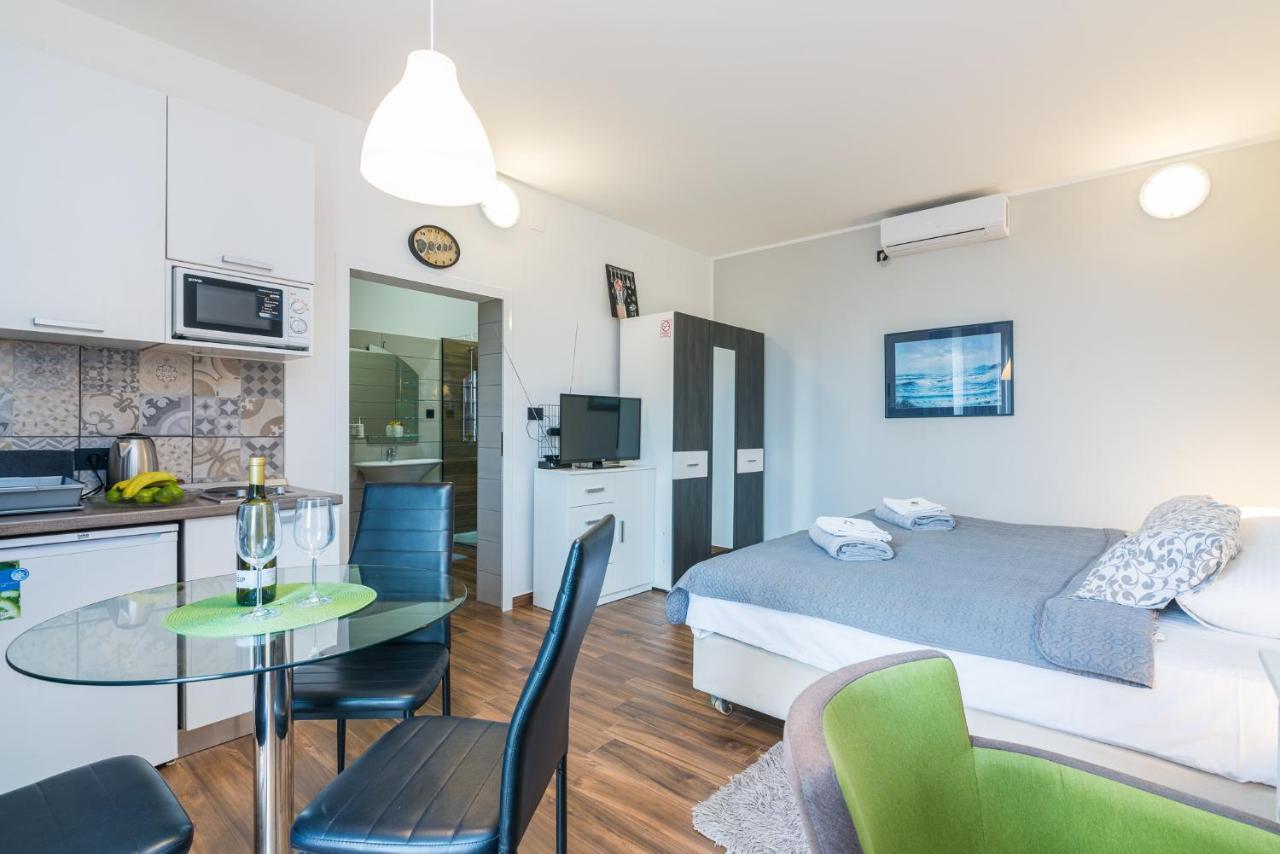 Apartment Chiara *